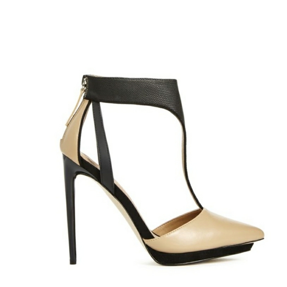 Black and nude tan pumps high heel size 6